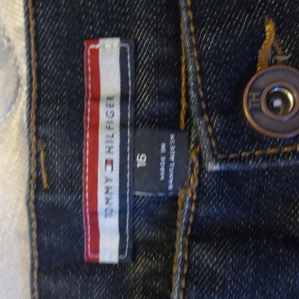 Jeans - Picture 2 of 3
